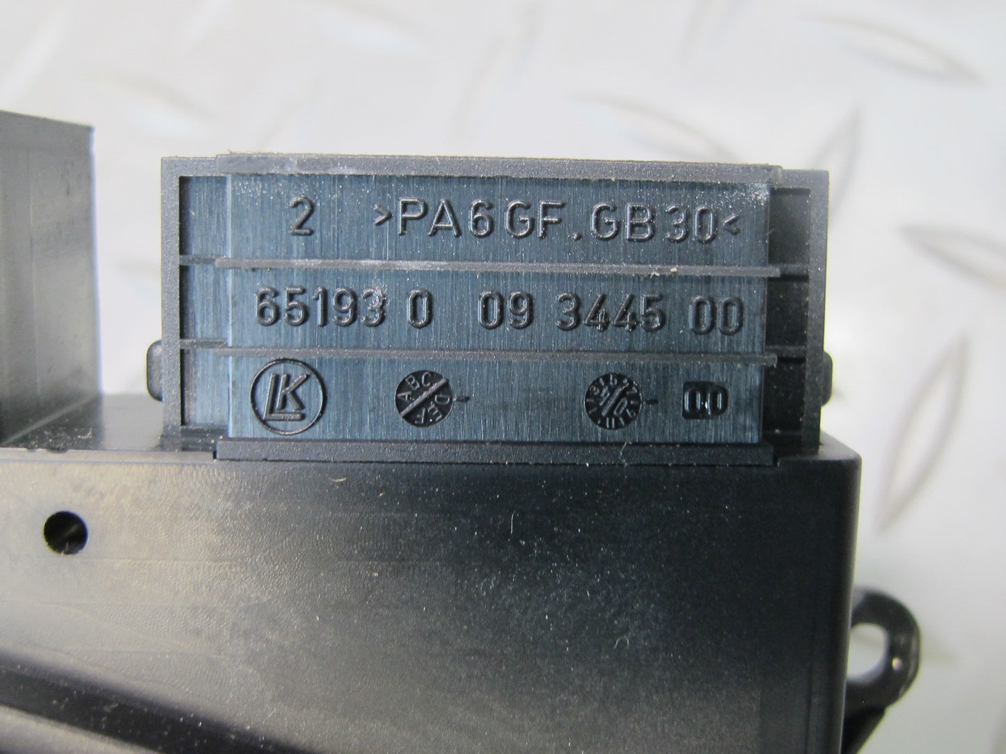 05-11 Mercedes R171 Slk-class Front Left Seat Adjustment Switch 1718205710 OEM