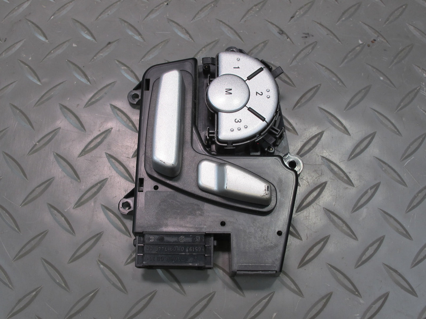 05-11 Mercedes R171 Slk-class Front Left Seat Adjustment Switch 1718205710 OEM