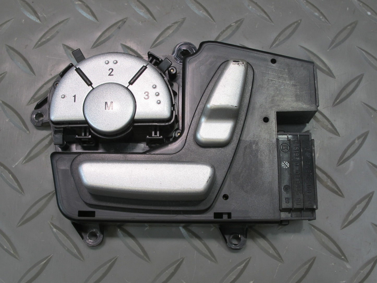 05-11 Mercedes R171 Slk-class Front Left Seat Adjustment Switch 1718205710 OEM