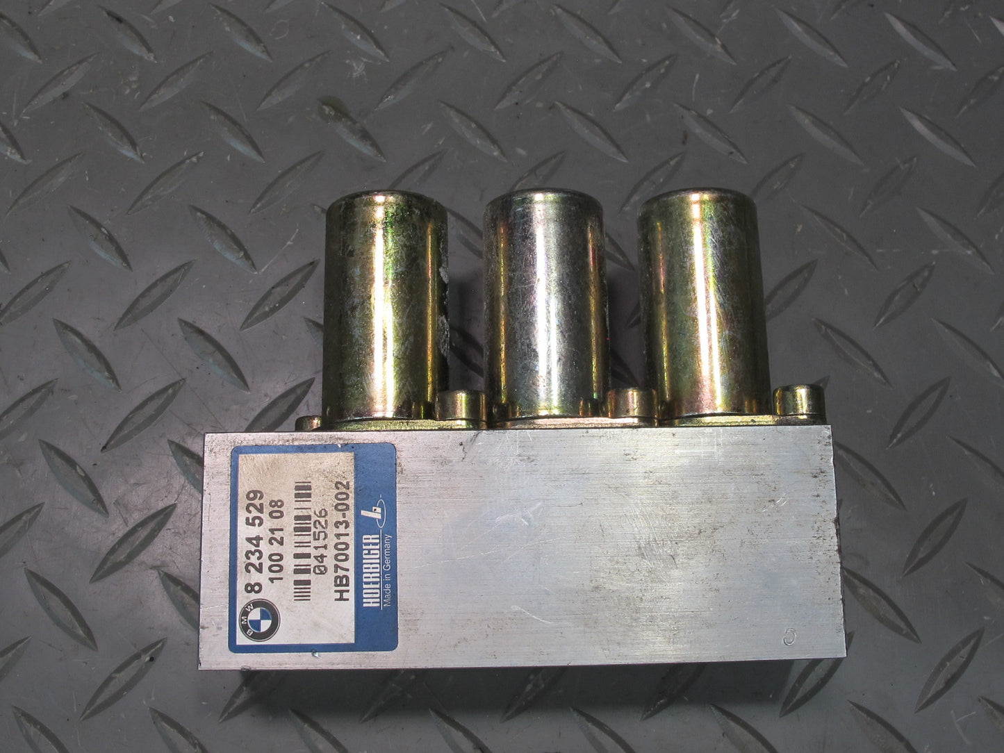 01-06 BMW E46 330CI Convertible TOP Roof Hydraulic Valve Control Block 77K OEM