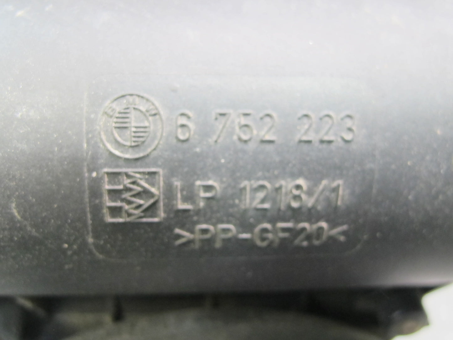 01-06 BMW E46 330CI M54 Fuel Evap Vapor Charcoal Canister w Leak Pump Assy OEM