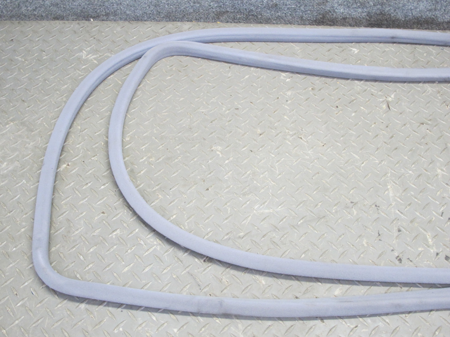 95-00 Lexus UCF20L LS400 Set of 4 Front & Rear Door Weatherstrip Seal Gray OEM