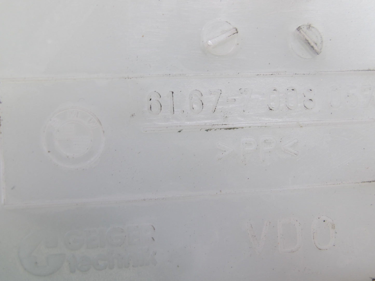 01-06 BMW E46 330CI Windshield Washer Fluid Reservoir Tank w Pump 7008057 OEM