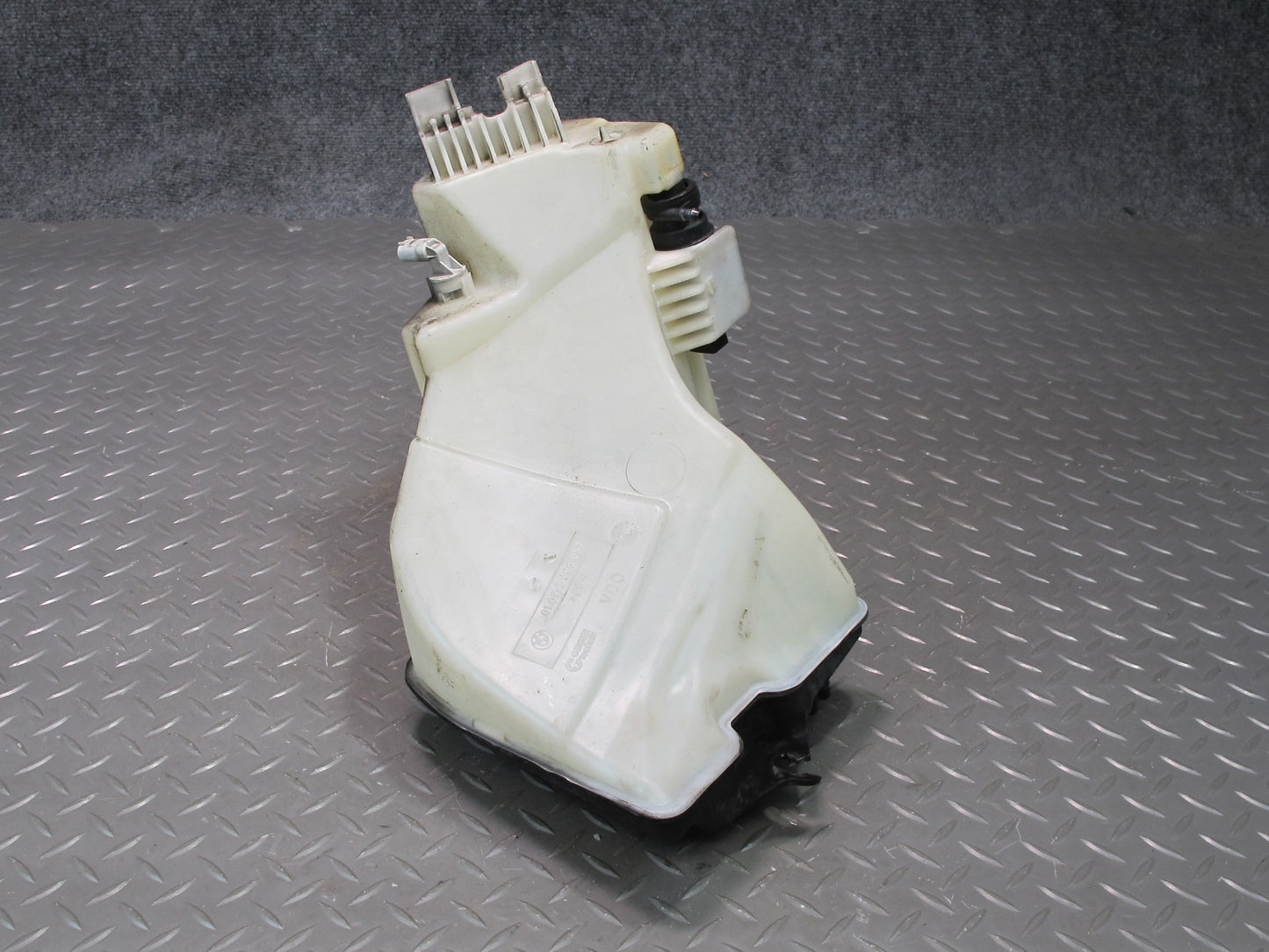 01-06 BMW E46 330CI Windshield Washer Fluid Reservoir Tank w Pump 7008057 OEM
