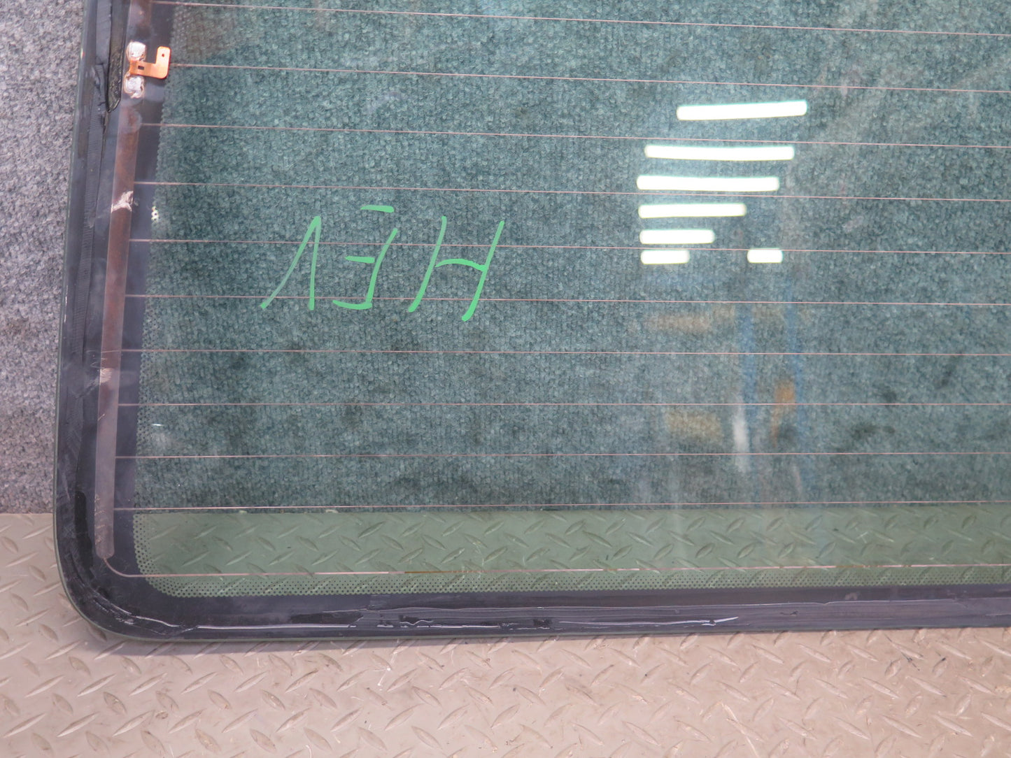 97-00 VW Eurovan T4 Rear Tailgate Liftgate Heated Windshield Glass Window OEM