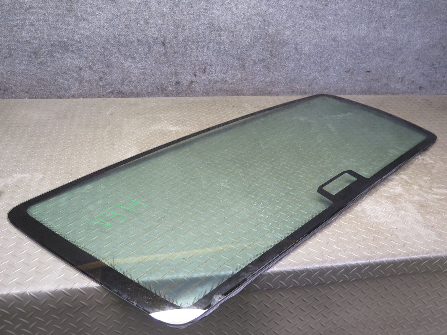 97-00 VW Eurovan T4 Rear Tailgate Liftgate Heated Windshield Glass Window OEM