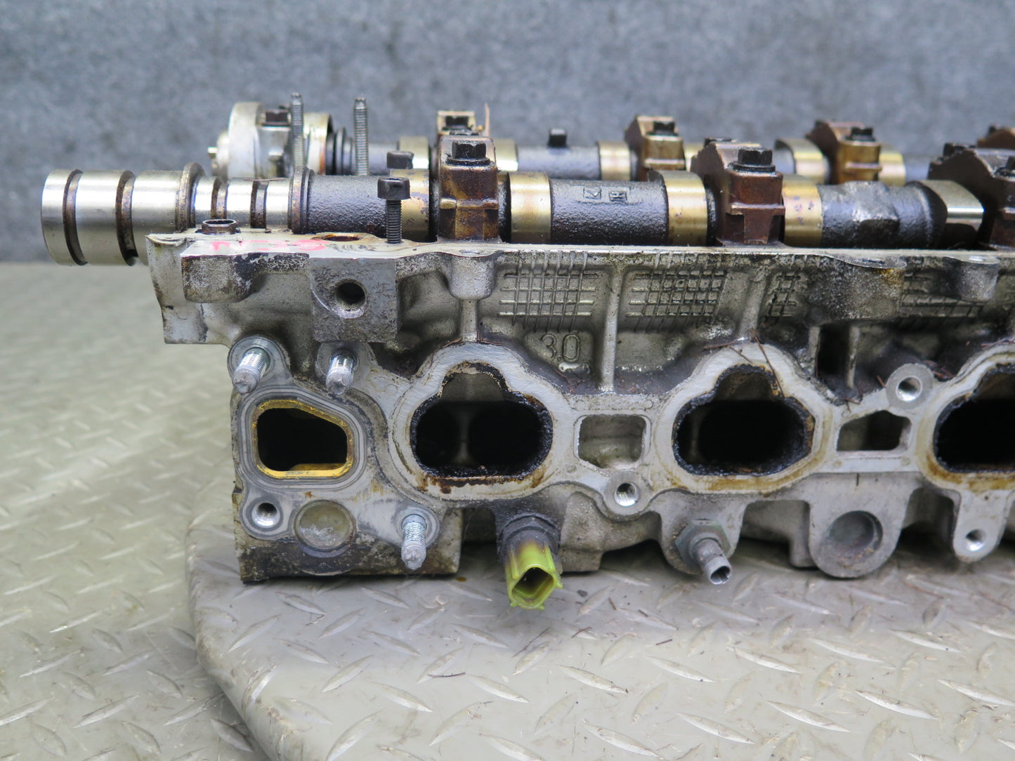 98-99 Lexus GS300 SC300 3.0L 2JZGE Engine Cylinder Head w Camshafts OEM