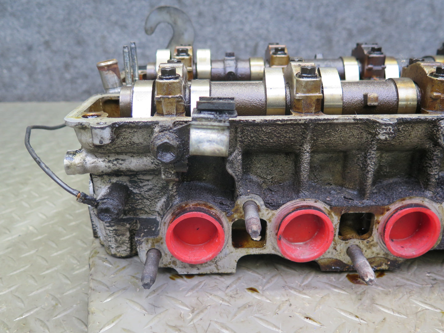 98-99 Lexus GS300 SC300 3.0L 2JZGE Engine Cylinder Head w Camshafts OEM