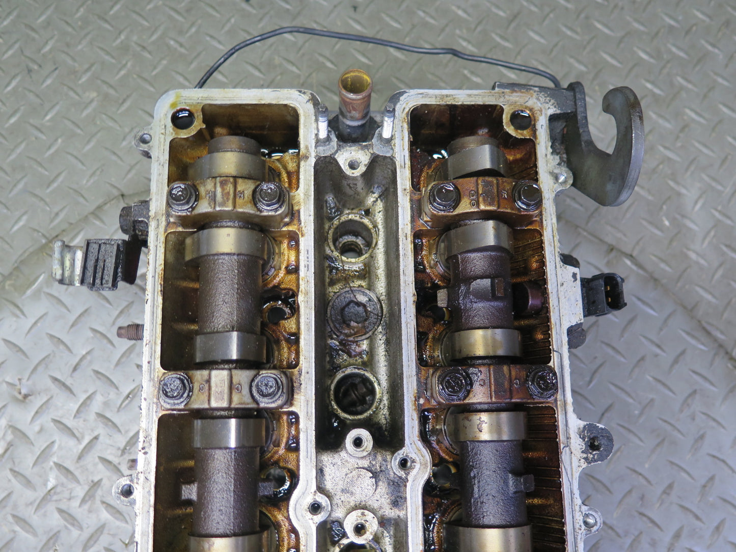 98-99 Lexus GS300 SC300 3.0L 2JZGE Engine Cylinder Head w Camshafts OEM