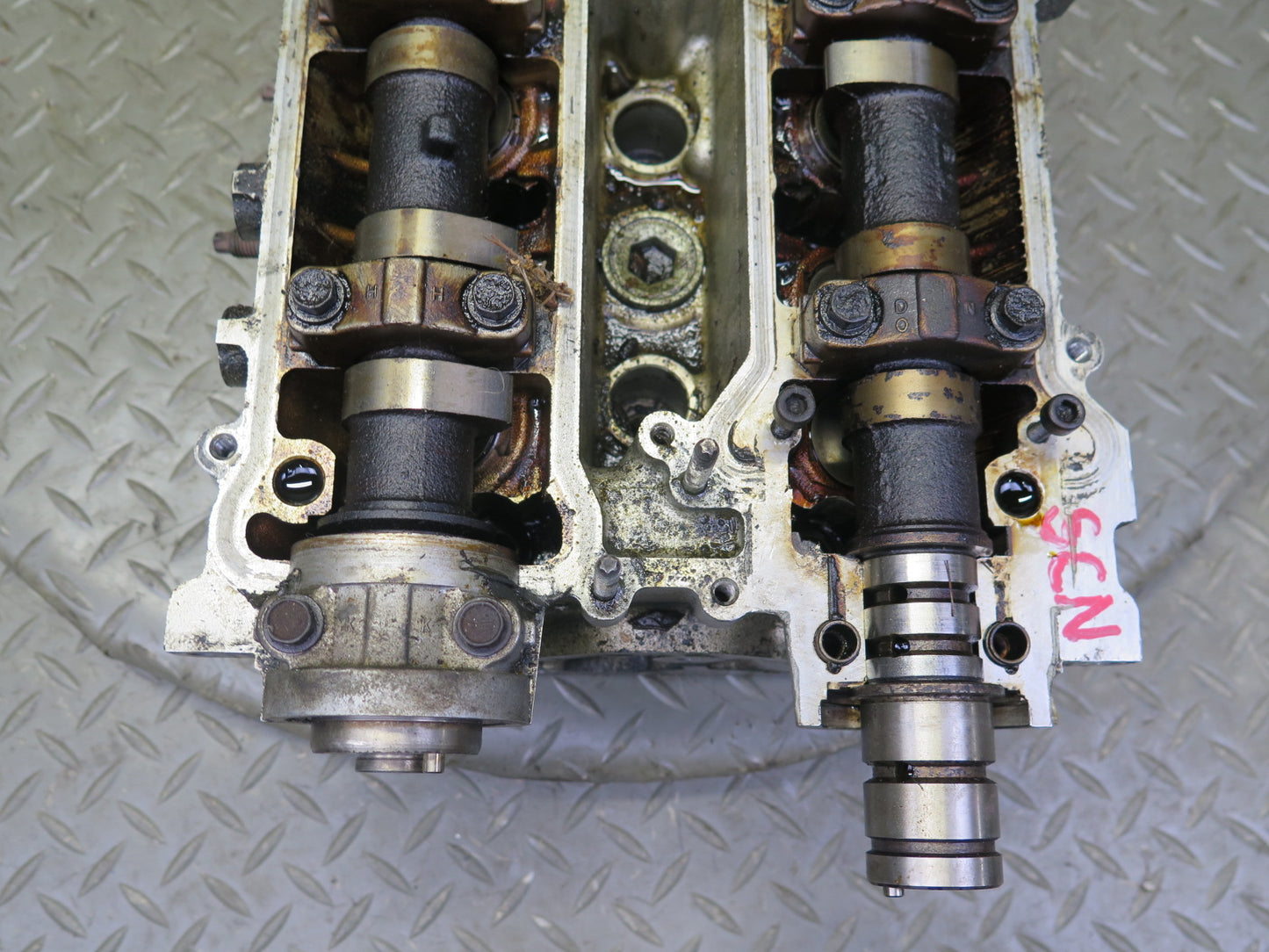 98-99 Lexus GS300 SC300 3.0L 2JZGE Engine Cylinder Head w Camshafts OEM