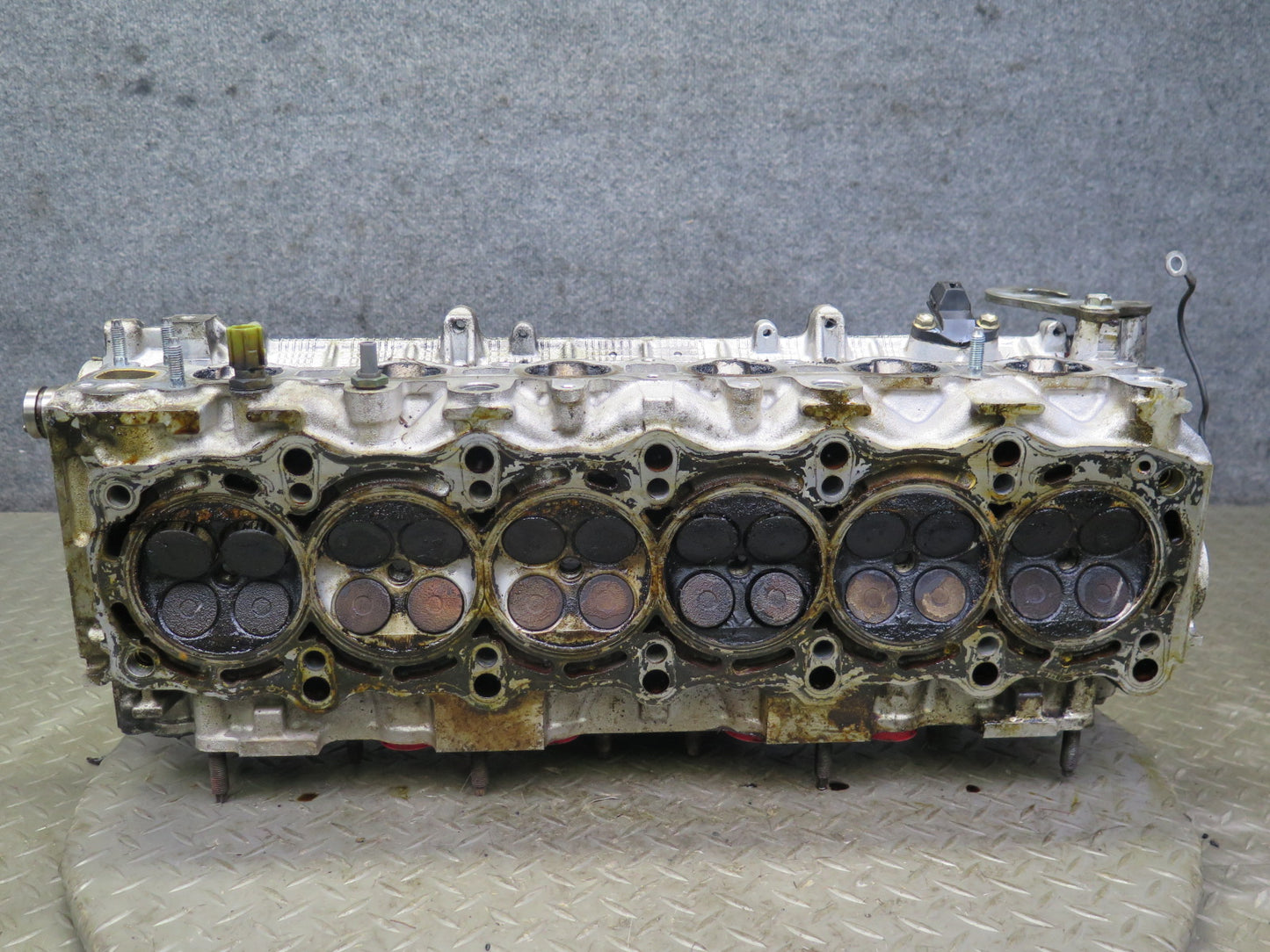 98-99 Lexus GS300 SC300 3.0L 2JZGE Engine Cylinder Head w Camshafts OEM