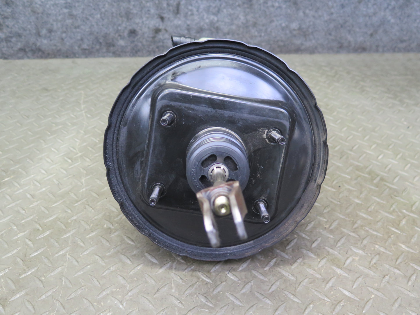 2001 Lexus JCE10L IS300 Brake Master Cylinder Booster Fluid Reservoir OEM