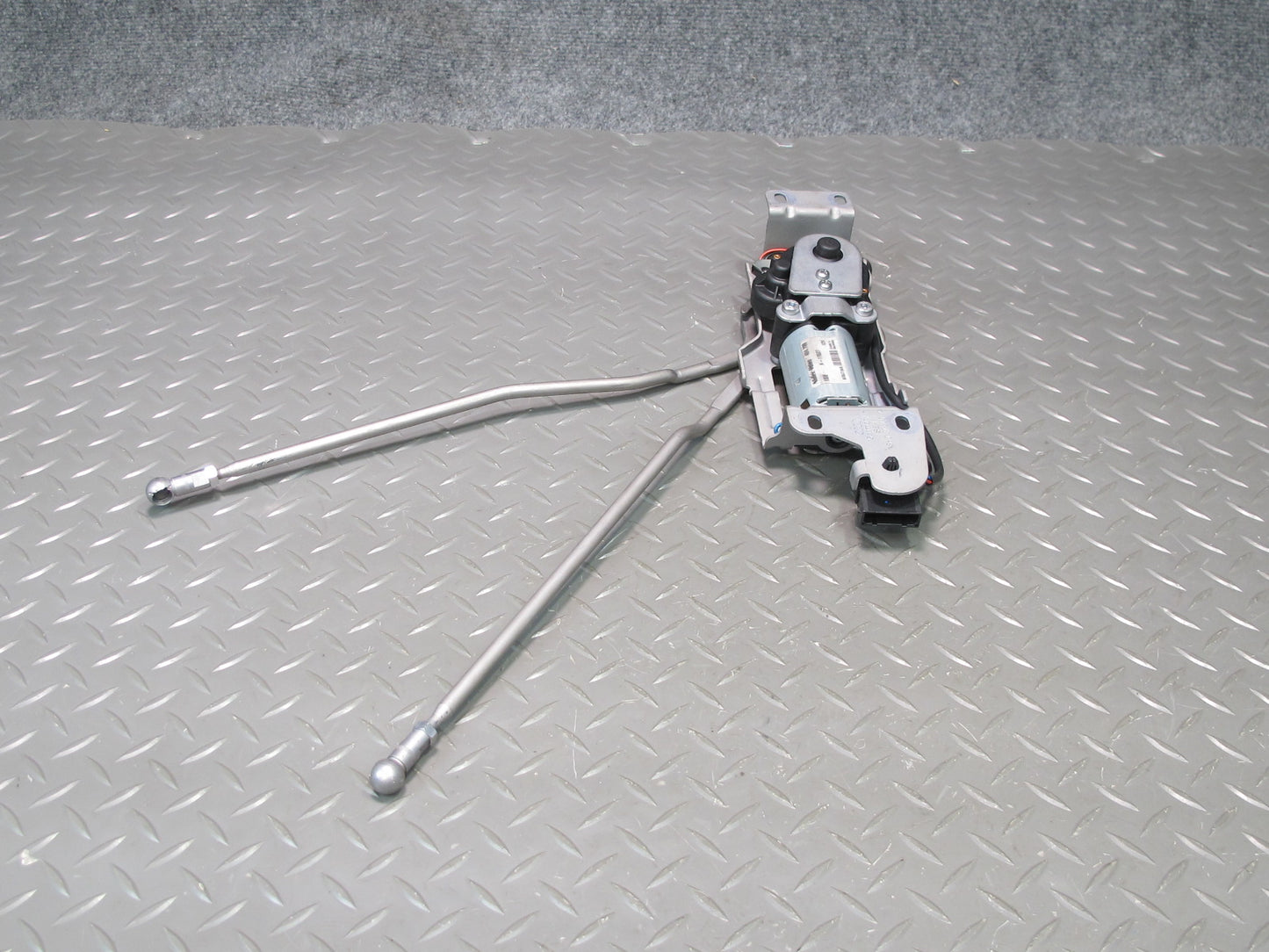 07-11 Bentley Continental GTC Convertible Front TOP Roof Lock Latch Motor