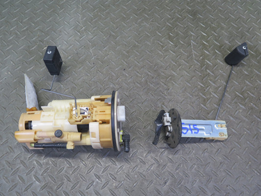 01-05 Lexus JCE10L IS300 Gas Fuel Pump Level Sensor Sending Unit Set OEM