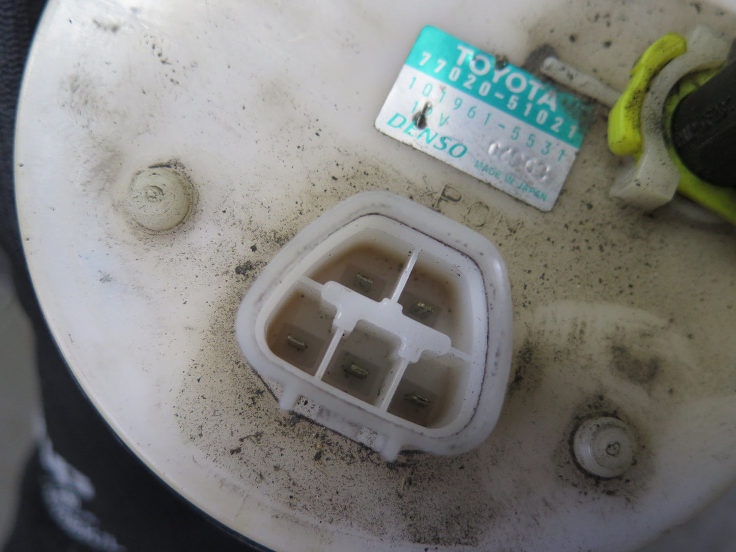 01-05 Lexus JCE10L IS300 Gas Fuel Pump Level Sensor Sending Unit Set OEM