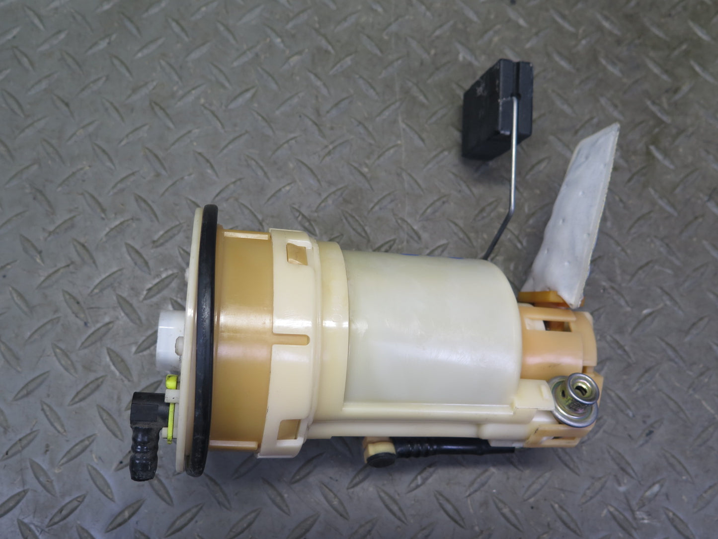 01-05 Lexus JCE10L IS300 Gas Fuel Pump Level Sensor Sending Unit Set OEM