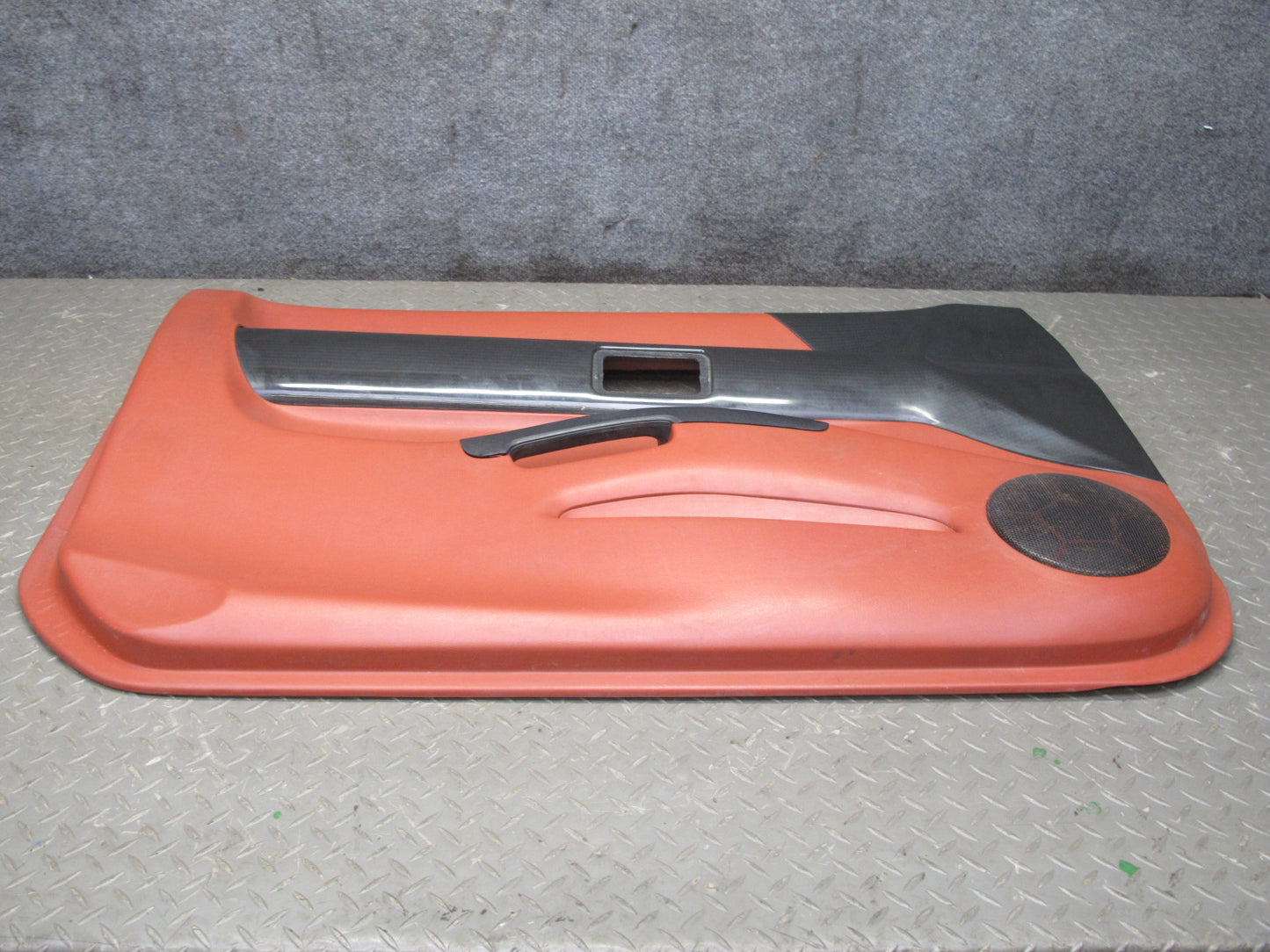 99-01 Isuzu Vehicross Set of 2 Left & Right Interior Door Panel Black RED OEM