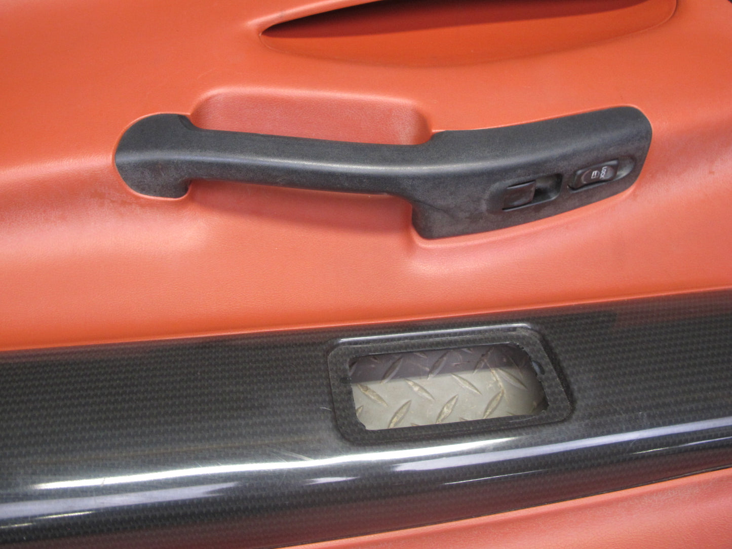 99-01 Isuzu Vehicross Set of 2 Left & Right Interior Door Panel Black RED OEM