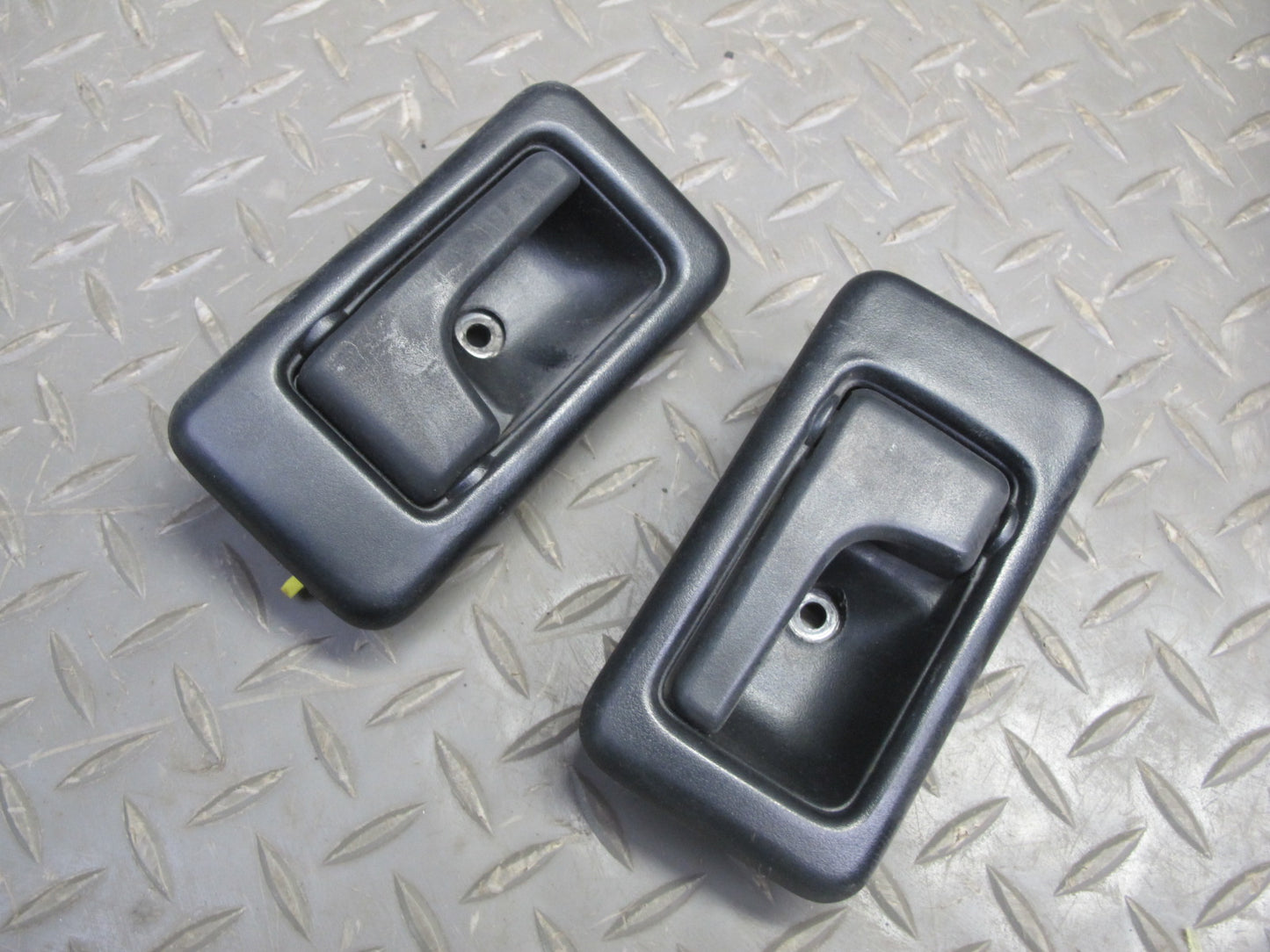 99-01 Isuzu Vehicross Set of 2 Left & Right Interior Door Panel Black RED OEM