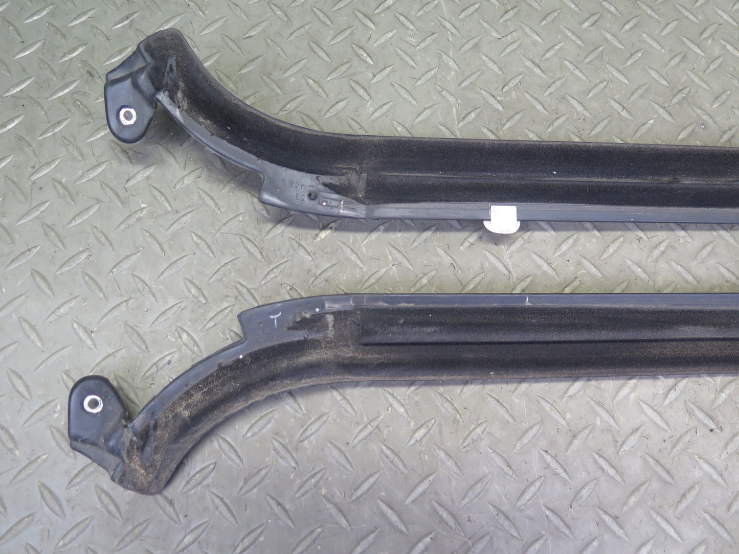 93-97 Honda DEL SOL EH6 Set of 2 Door Window Weatherstrip Molding Trim Seal OEM