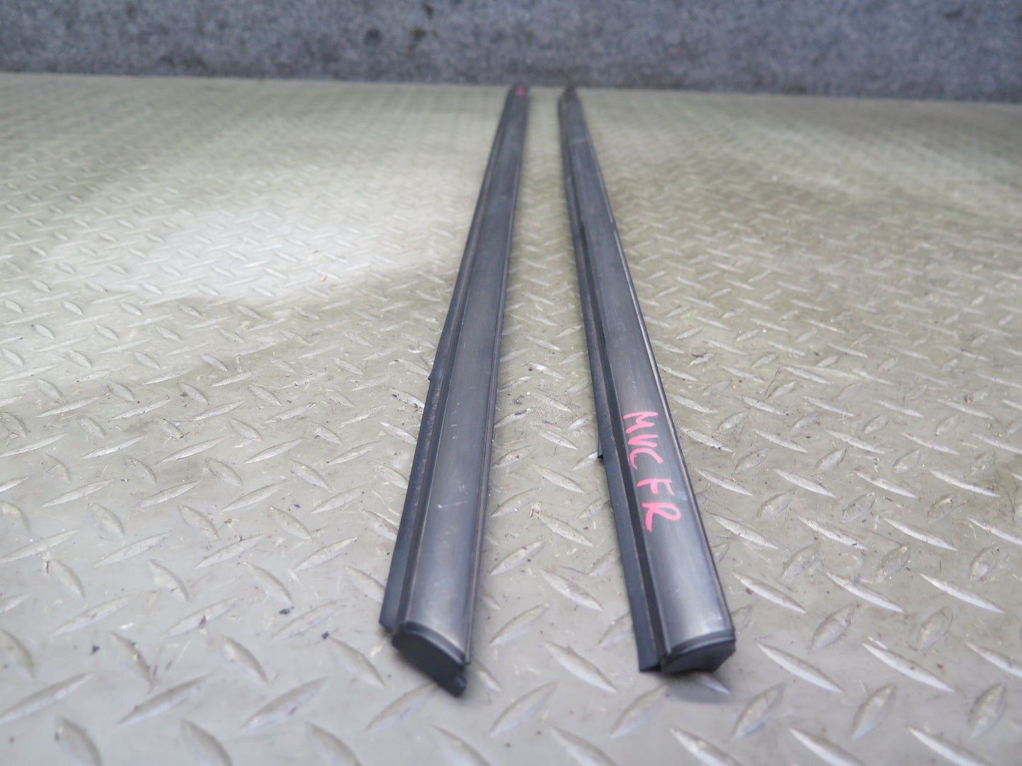 11-16 Mini Cooper R60 Set of 2 Front Door Chrome Channel Trim Molding Cover OEM