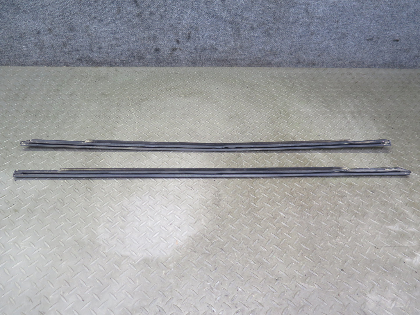 11-16 Mini Cooper R60 Set of 2 Front Door Chrome Channel Trim Molding Cover OEM