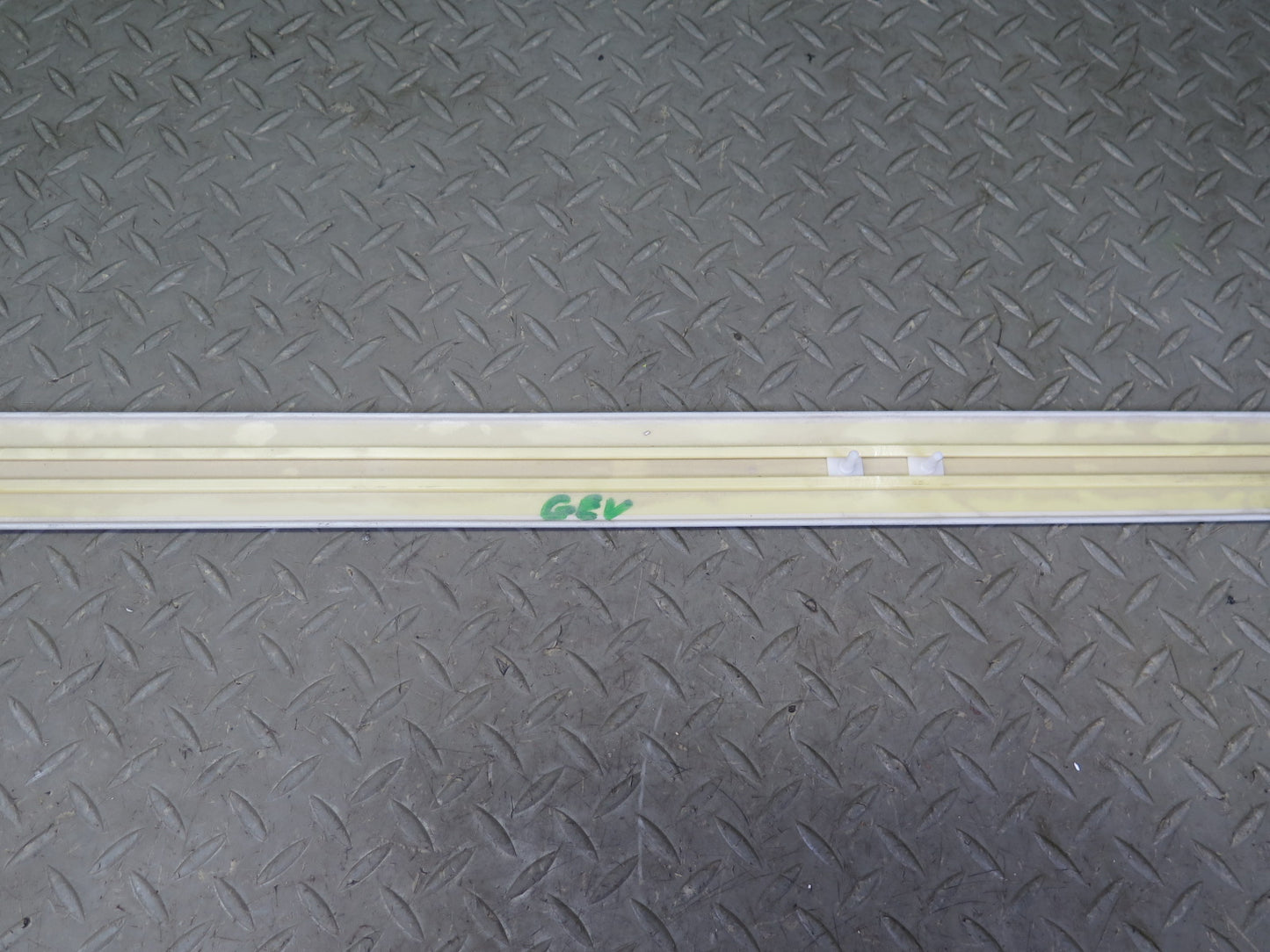 01-03 VW Eurovan T4 Camper Center Upper Roof Headliner Trim Cover Panel OEM