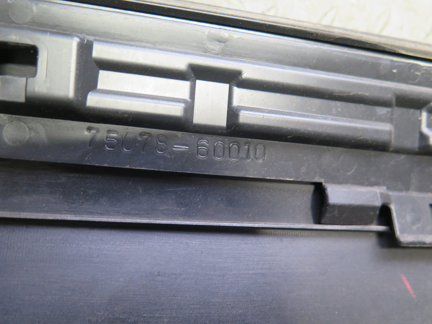 2003-2009 Lexus UZJ120L GX470 Rear Left Door Lower Trim Molding Cover