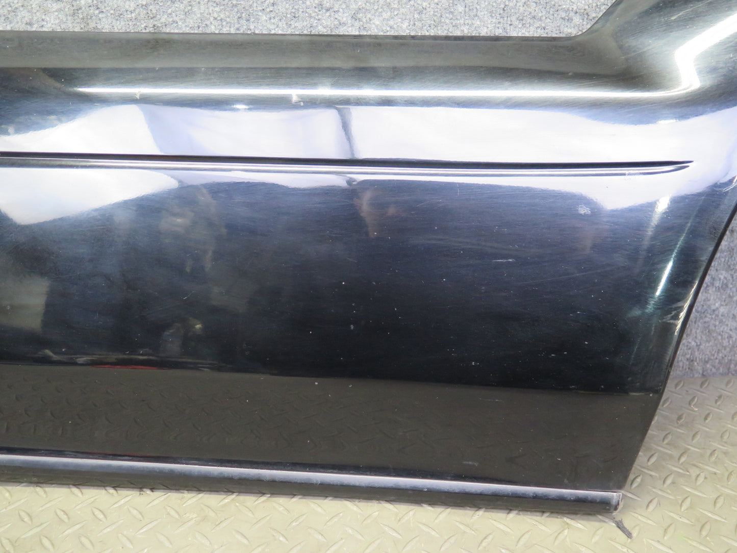 2003-2009 Lexus UZJ120L GX470 Rear Left Door Lower Trim Molding Cover