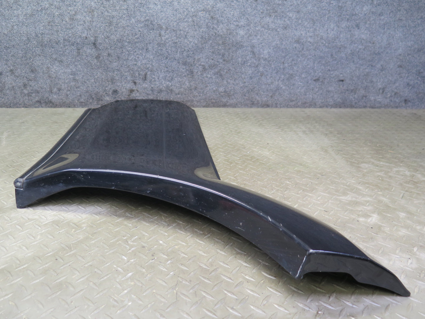 2003-2009 Lexus UZJ120L GX470 Rear Left Door Lower Trim Molding Cover