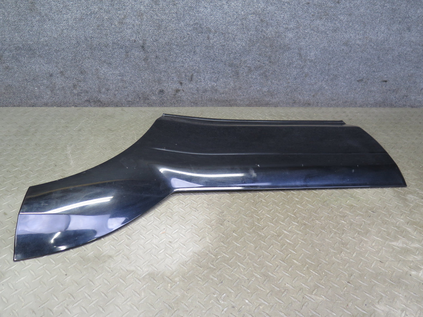 2003-2009 Lexus UZJ120L GX470 Rear Left Door Lower Trim Molding Cover