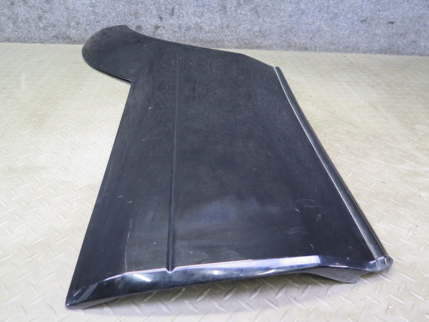 2003-2009 Lexus UZJ120L GX470 Rear Left Door Lower Trim Molding Cover