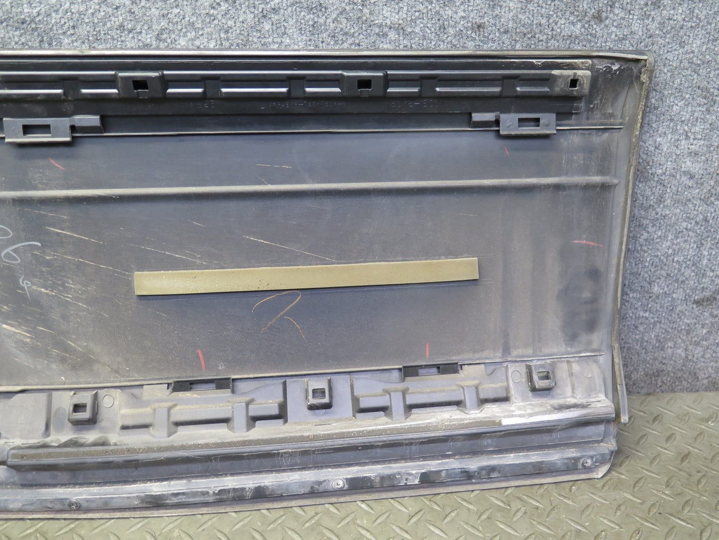 2003-2009 Lexus UZJ120L GX470 Rear Left Door Lower Trim Molding Cover