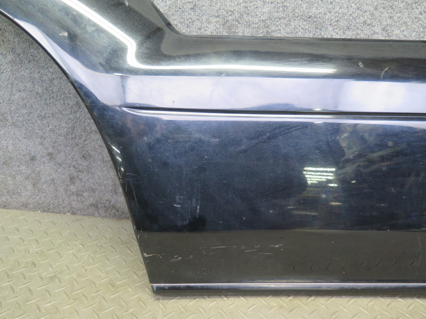 2003-2009 Lexus UZJ120L GX470 Rear Right Door Lower Trim Molding Cover