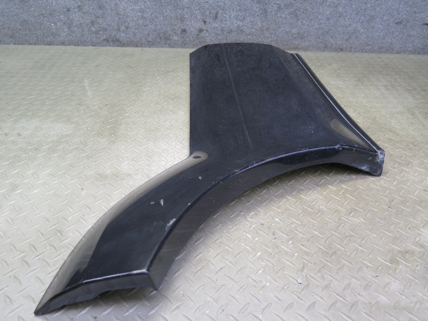 2003-2009 Lexus UZJ120L GX470 Rear Right Door Lower Trim Molding Cover