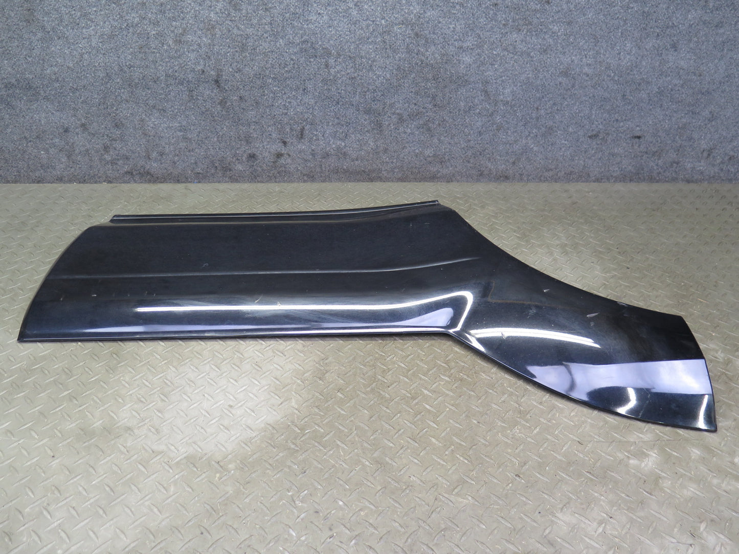 2003-2009 Lexus UZJ120L GX470 Rear Right Door Lower Trim Molding Cover