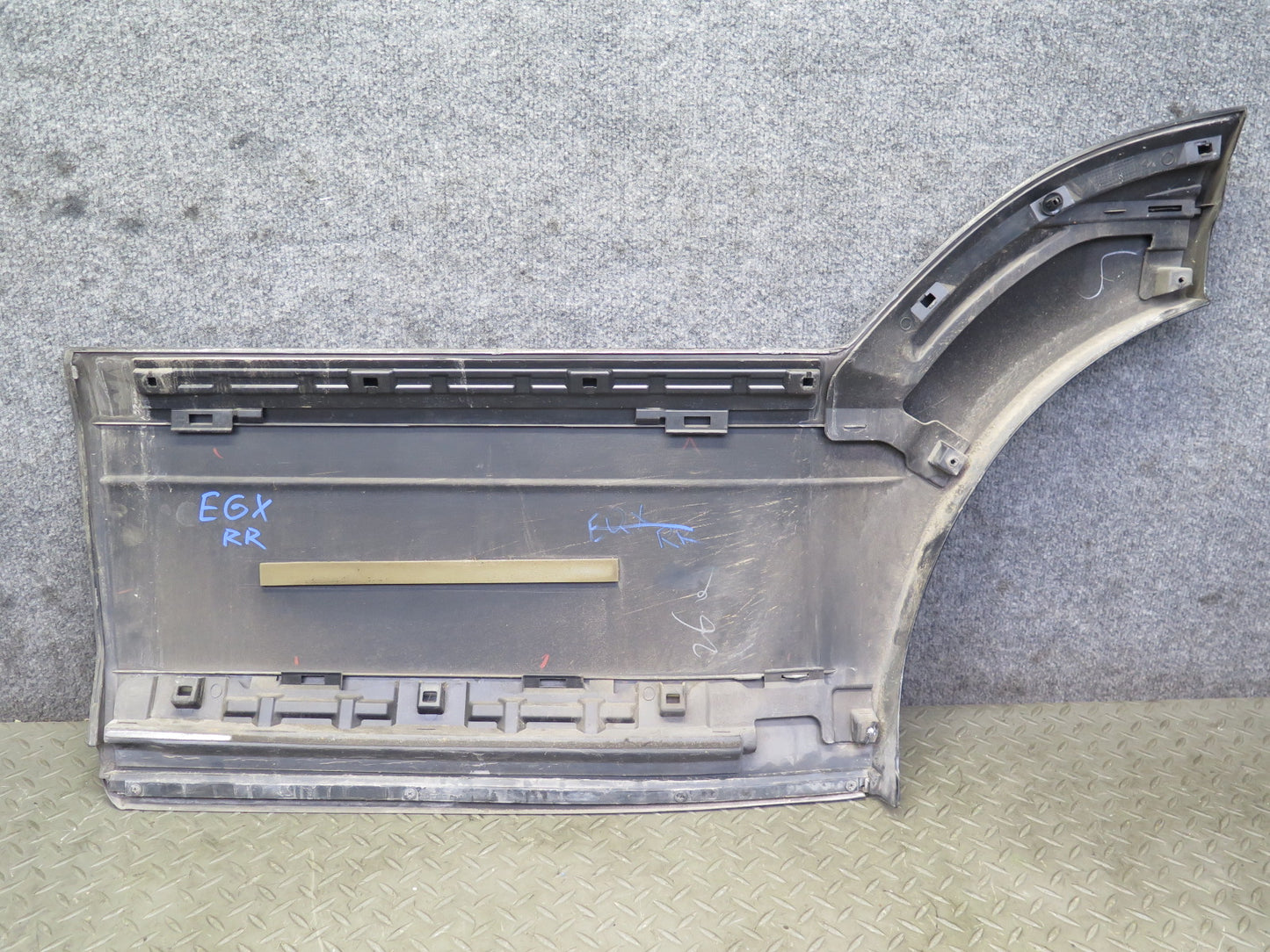 2003-2009 Lexus UZJ120L GX470 Rear Right Door Lower Trim Molding Cover