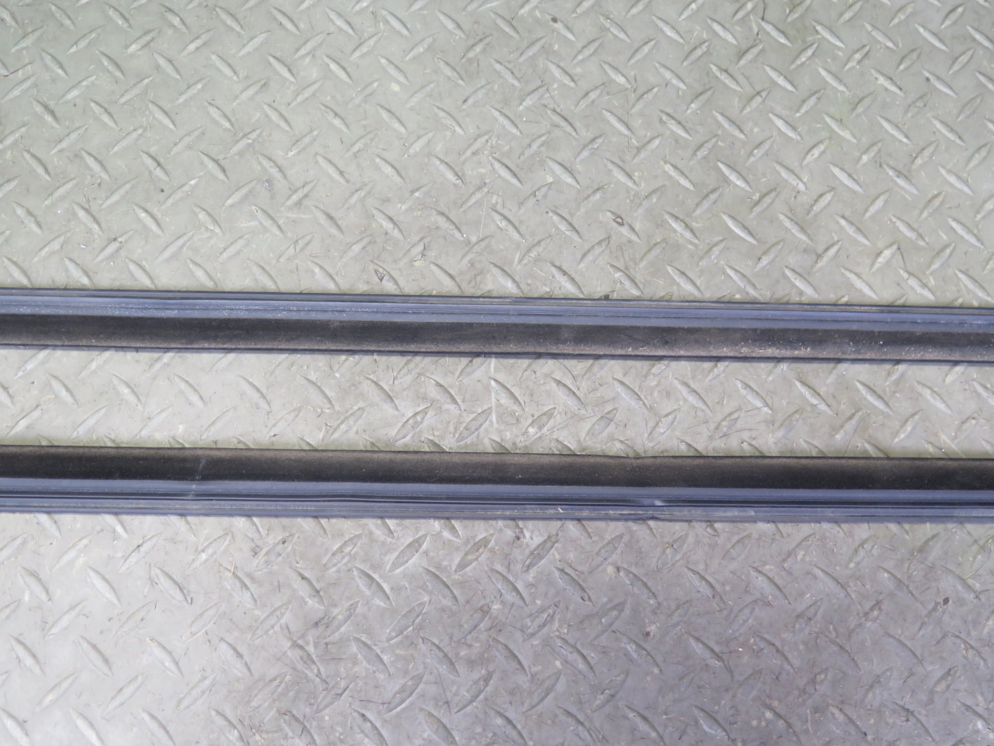 11-16 Mini Cooper R60 Set of 2 Rear Door Chrome Channel Trim Molding Cover OEM