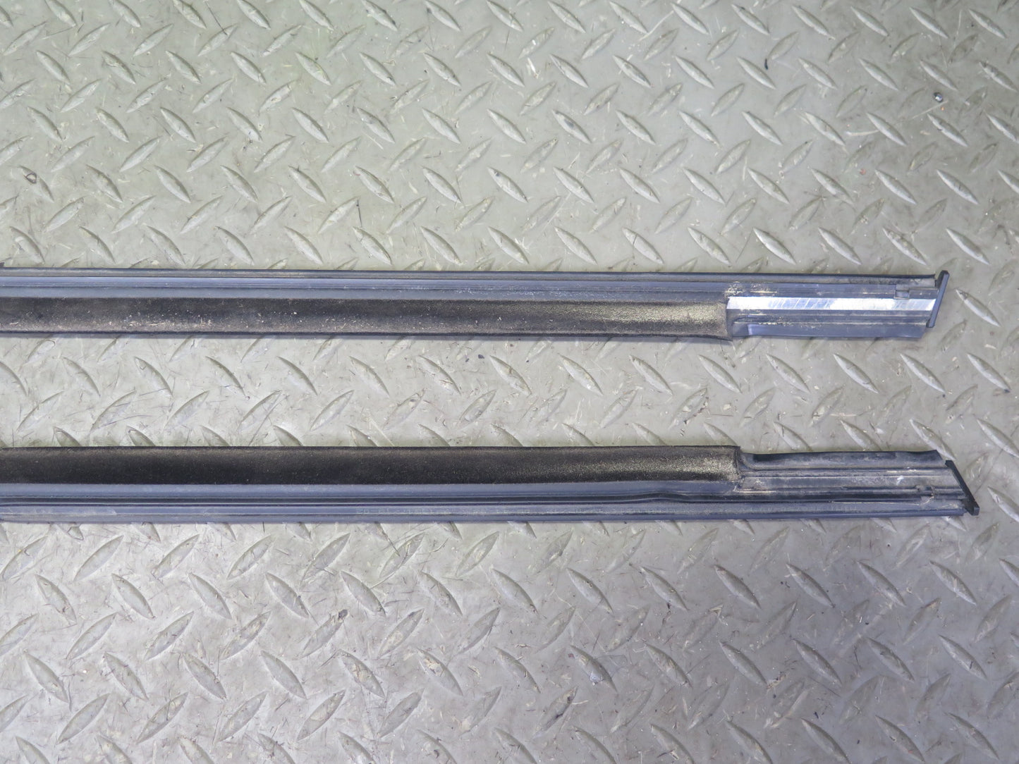 11-16 Mini Cooper R60 Set of 2 Rear Door Chrome Channel Trim Molding Cover OEM