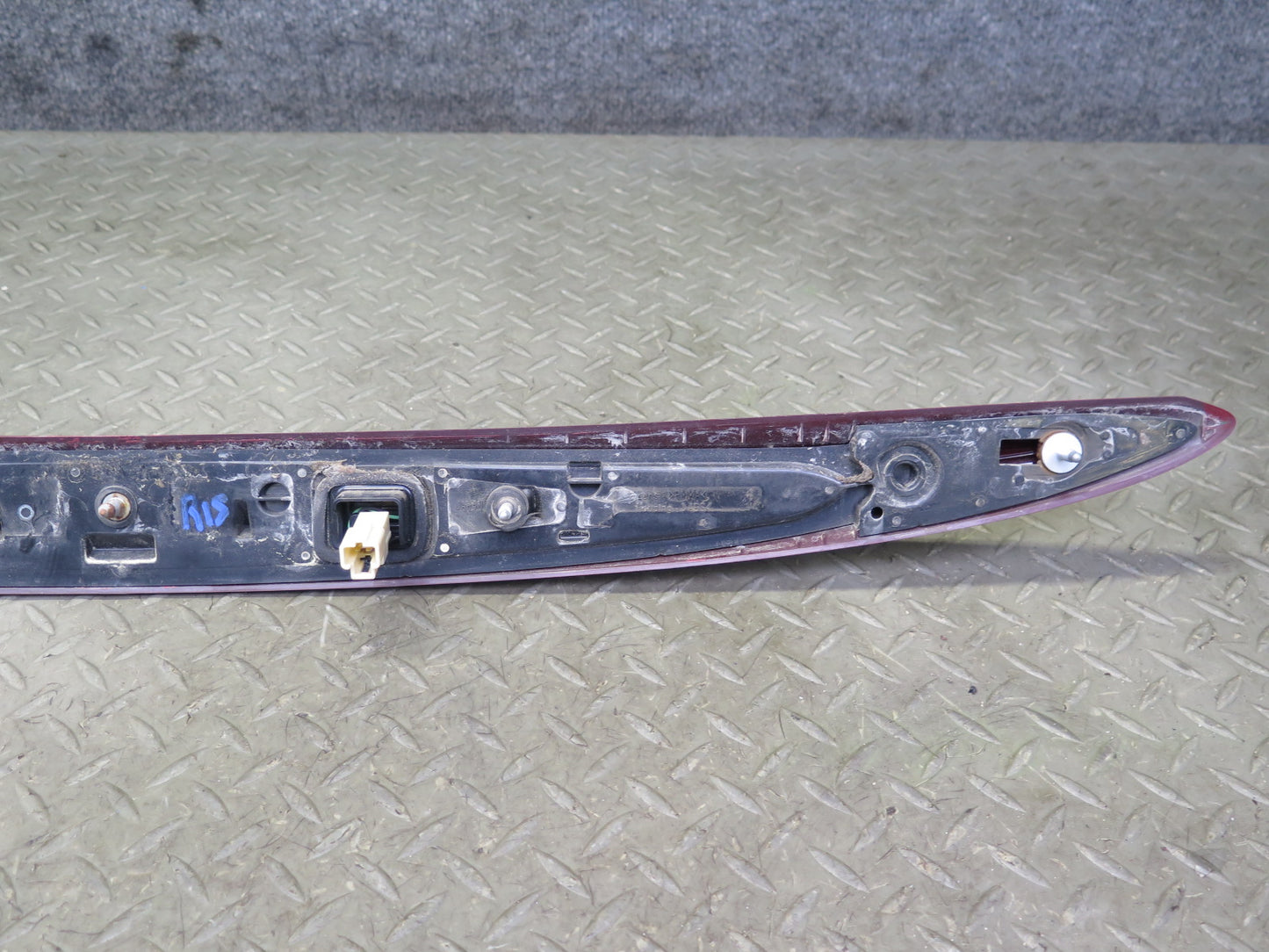 10-13 Lexus IS350 IS250 Convertible Rear Trunk Spoiler w Third Brake Light OEM