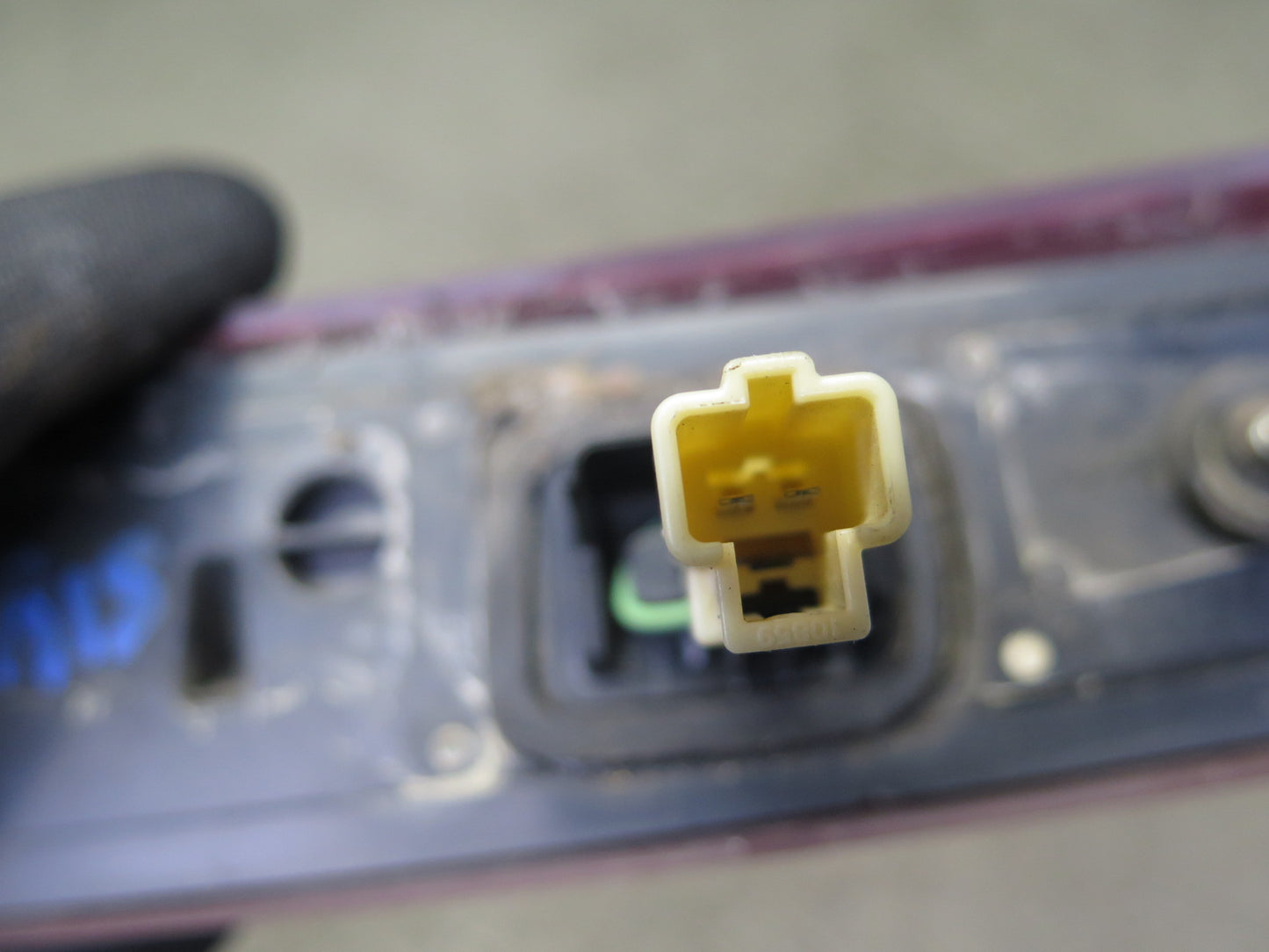 10-13 Lexus IS350 IS250 Convertible Rear Trunk Spoiler w Third Brake Light OEM