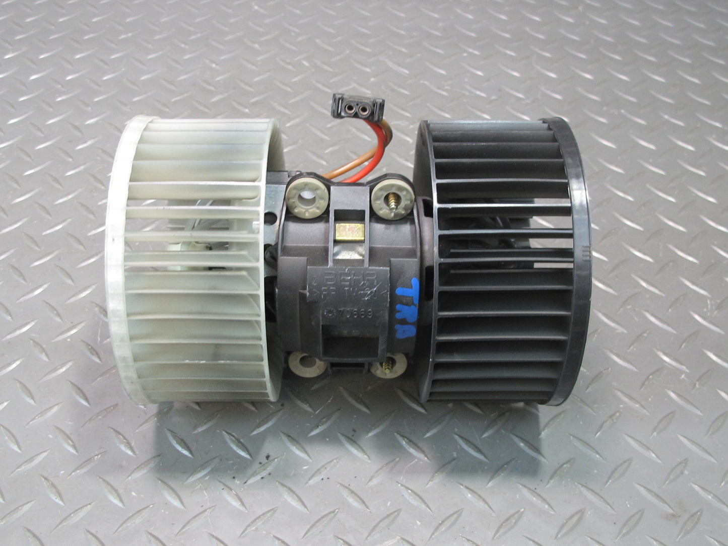 01-06 BMW E46 330ci A/C Heater Blower Motor Fan w Resistor OEM