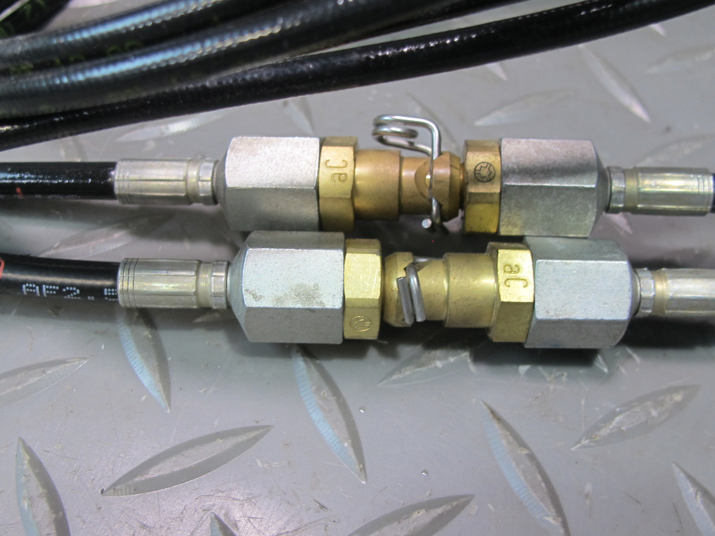 01-06 BMW E46 330ci Convertible Set of 2 TOP Roof Hydraulic Cylinder w Hose OEM