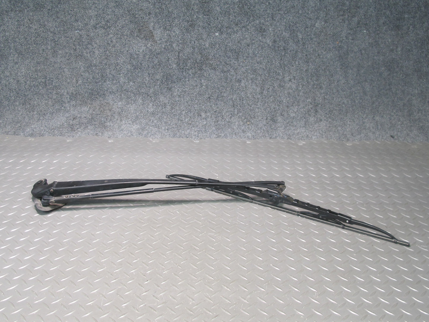 95-00 Lexus UCF20L LS400 Set of 2 Front Left & Right Windshield Wiper Arm OEM