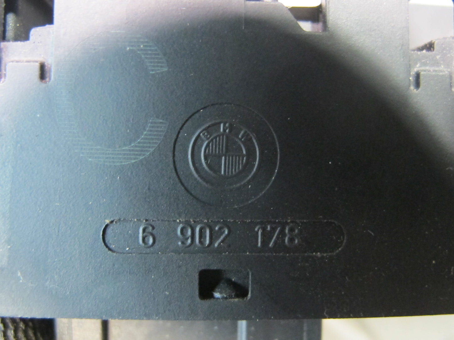 01-06 BMW E46 330ci Coupe Convertible Right Power Window Switch 6902178 OEM