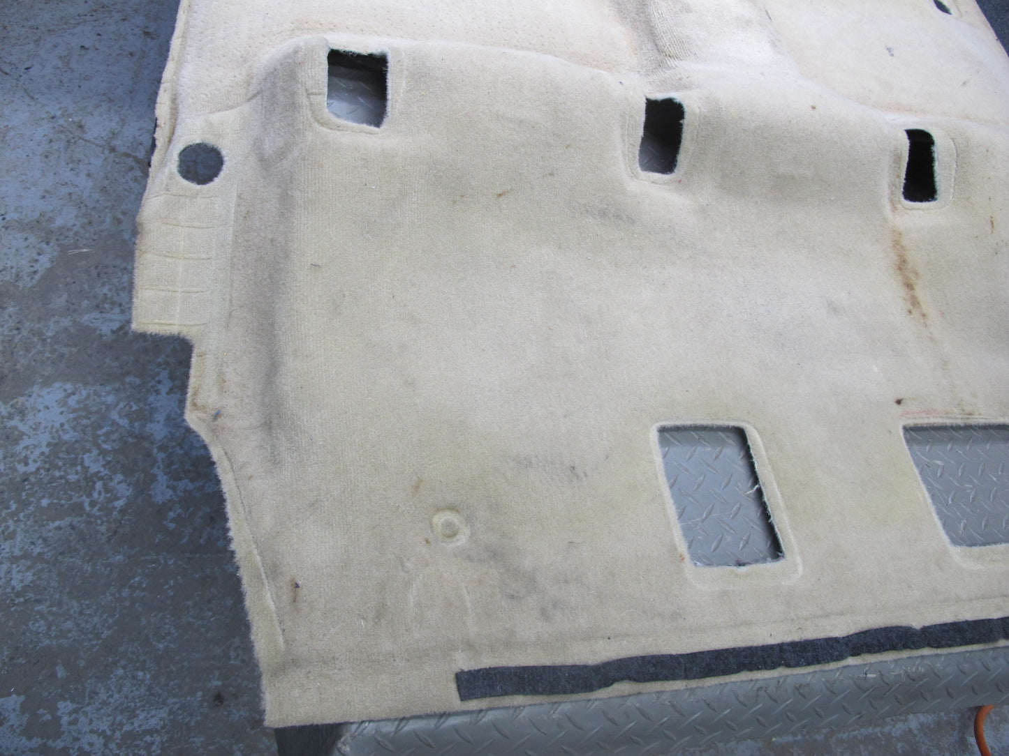 2003-2009 Lexus UZJ120L GX470 Interior Floor Liner MAT Carpet Cover Ivory