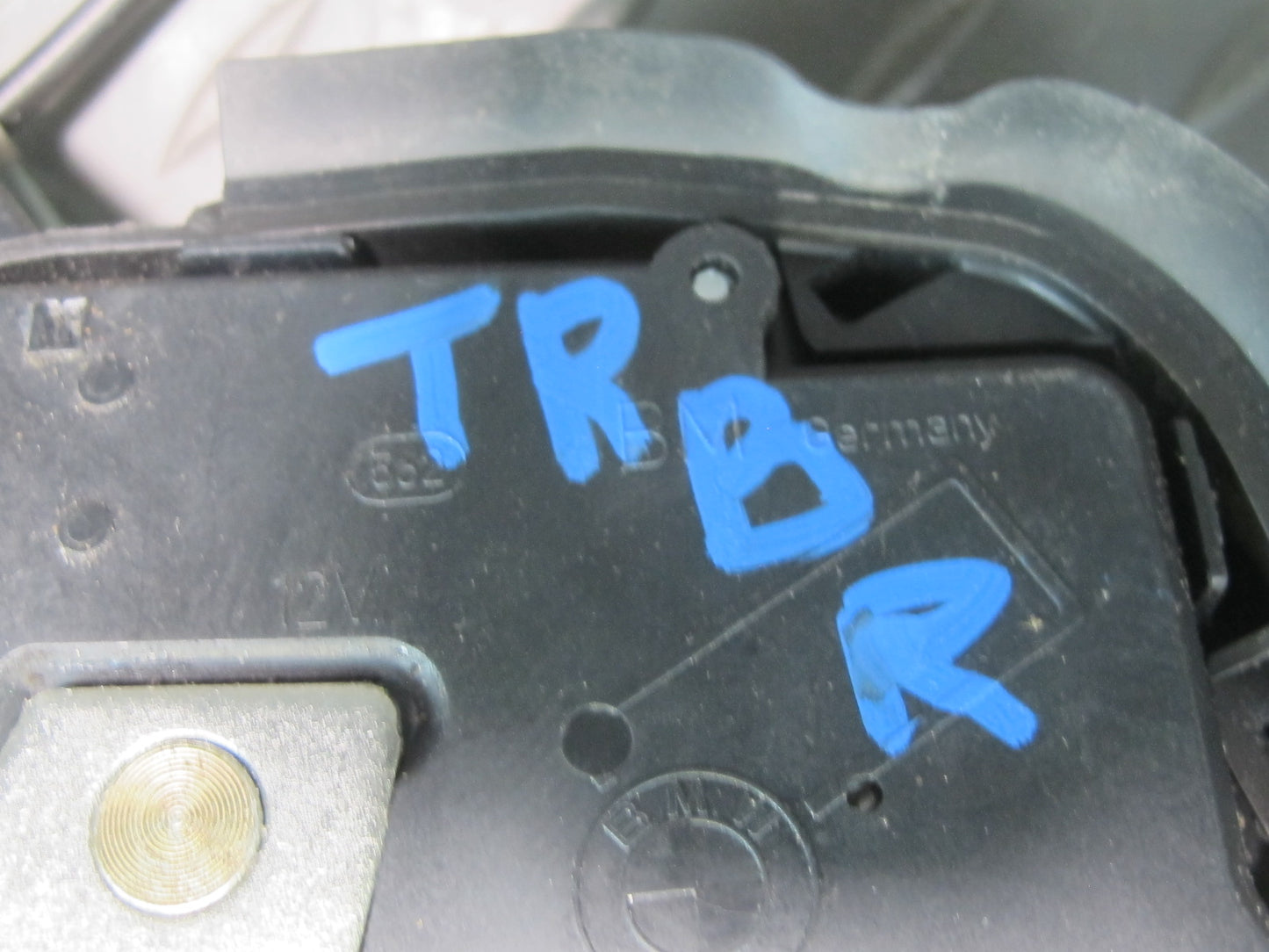 01-06 BMW E46 330CI Convertible Coupe Right Door Lock Latch Actuator OEM