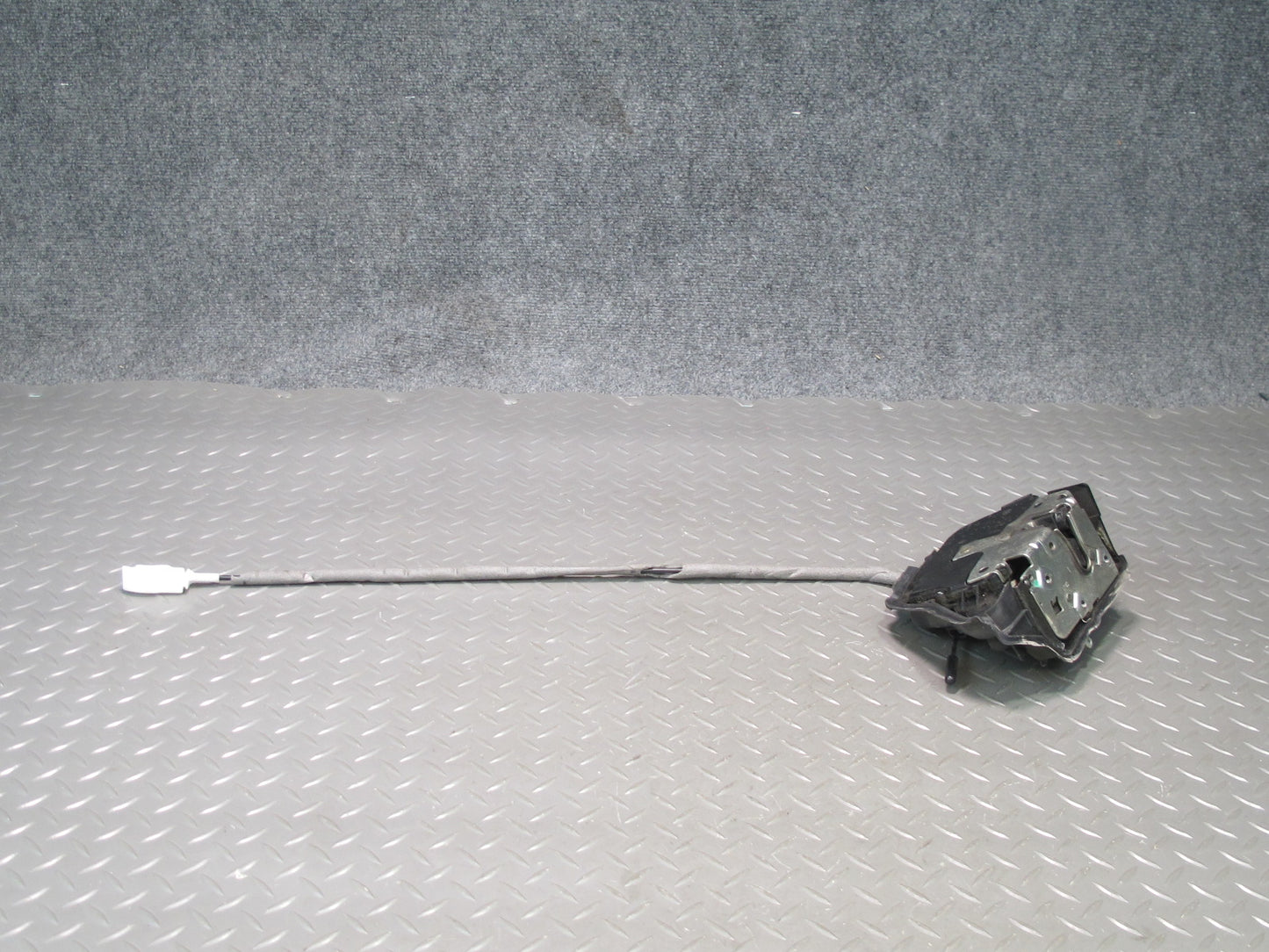 01-06 BMW E46 330CI Coupe Convertible Left Door Lock Latch Actuator OEM