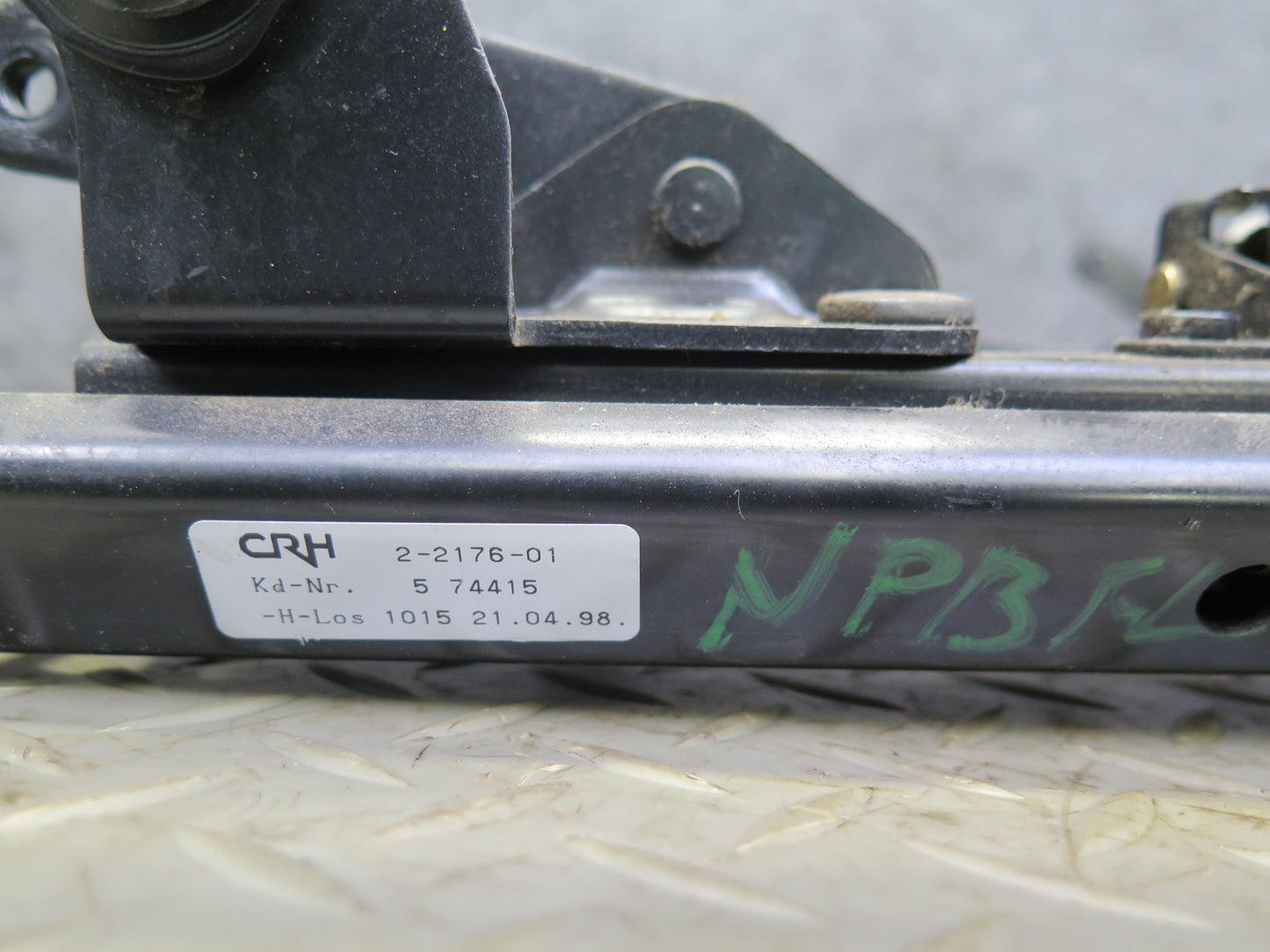 1997-2004 Porsche Boxster 986 Front Left Seat Lower Frame Track Rail