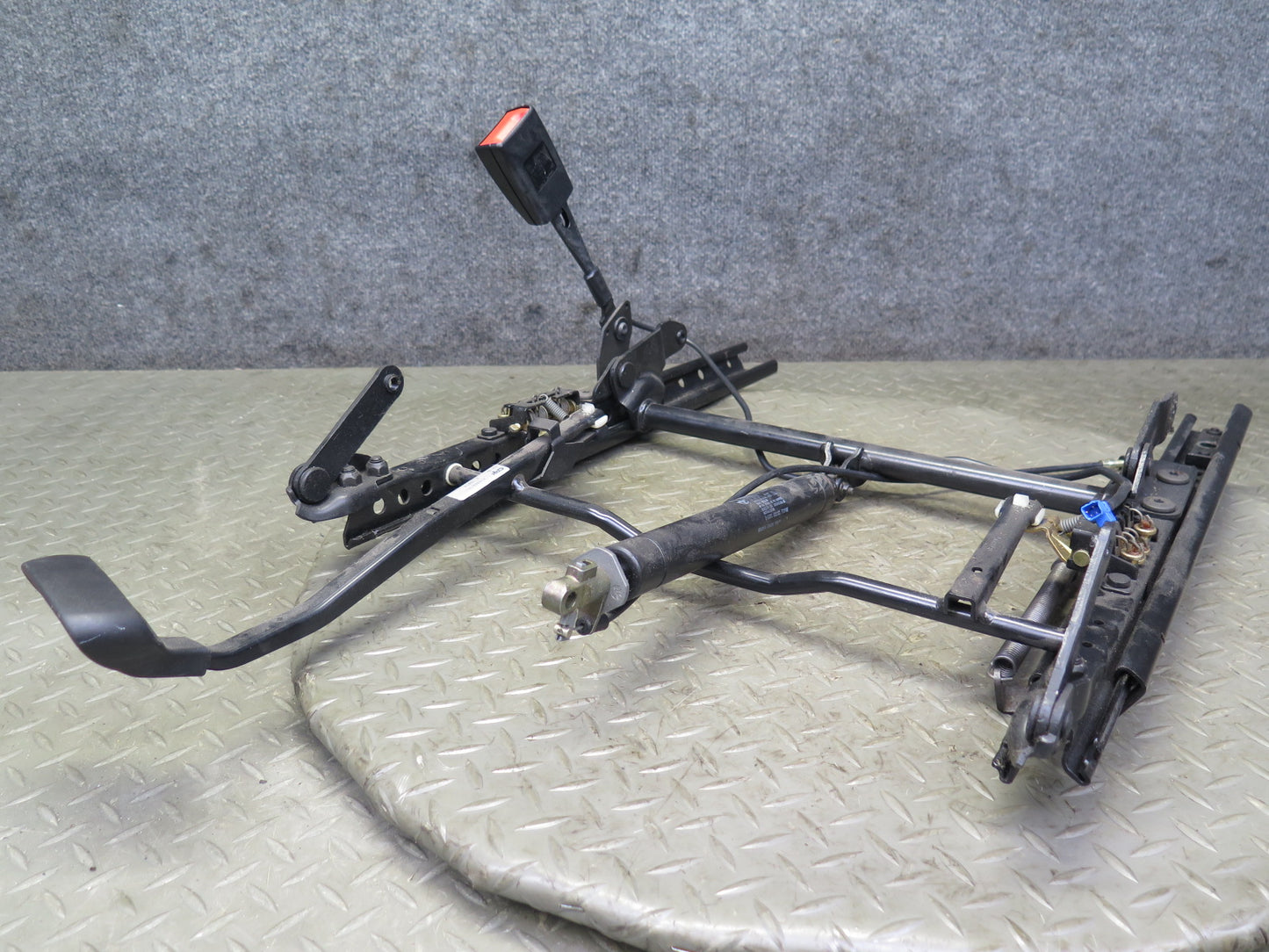 1997-2004 Porsche Boxster 986 Front Left Seat Lower Frame Track Rail